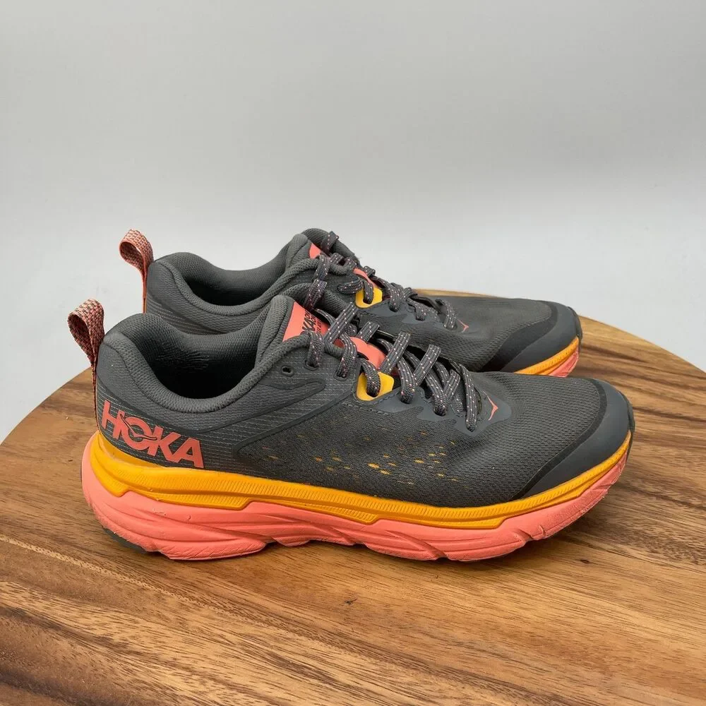 Hoka One One Challenger ATR 6 Shoes Womens Size 7 B Dark Gray Running Comfort